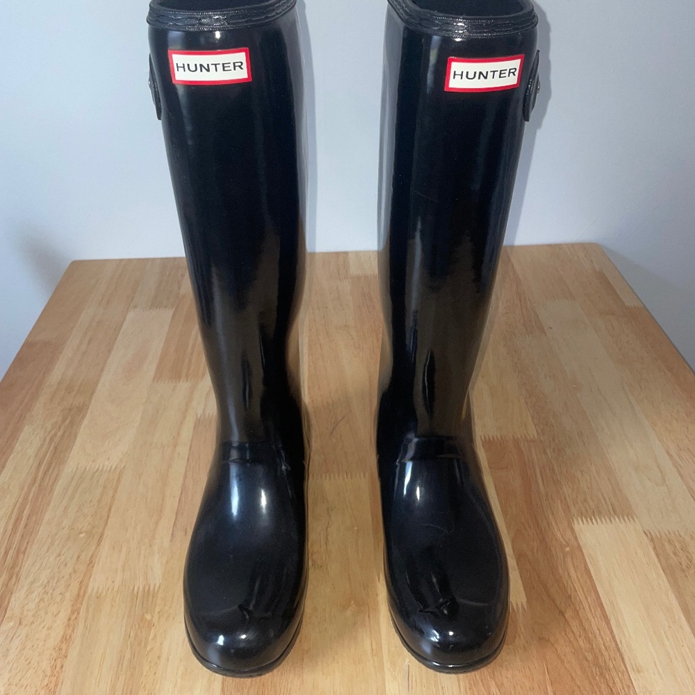 Hunter Women's Original Tall Gloss Rain Boots